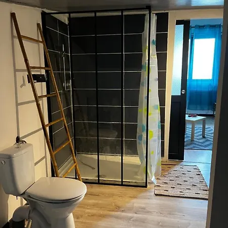 Apartman Dans Quartier Residentiel *